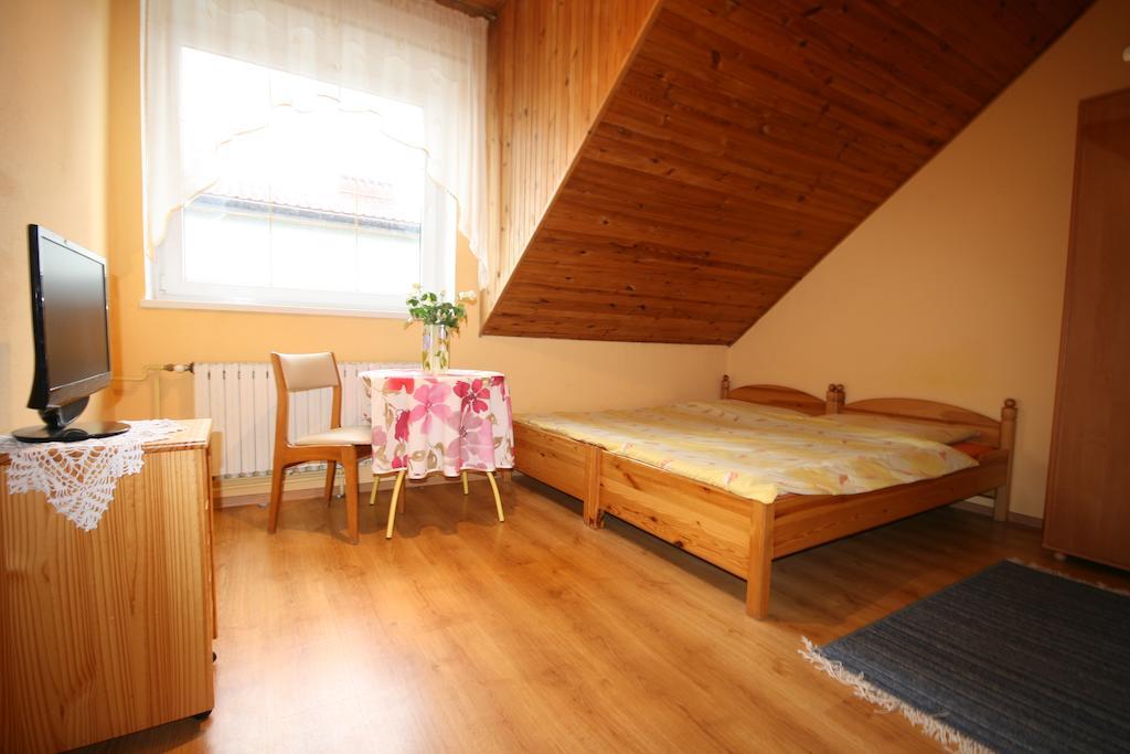 Pokoje Klaudia Ujście-Darłowskie Kamer foto